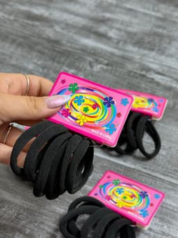 Set de colitas para cabello color negro - imagen