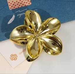 Pinza diseño de flor brillante por MAYOR ($50 c/u Pack de 12 unidades) - imagen