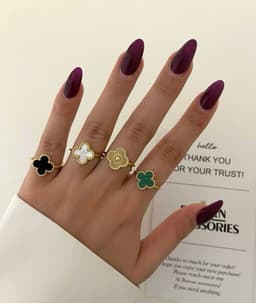 Anillo en tendencia color dorado - imagen