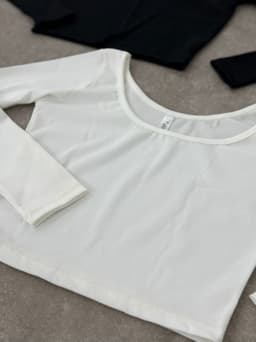 Remera Ibiza en tela Morley Ribana - imagen