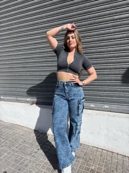 Remera nevada con cierre - imagen