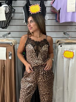Conjunto de pijama animal Print por MAYOR ($390 c/u Pack de 12 unidades) - imagen