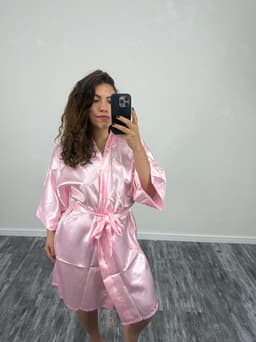 Bata de saten de lenceria - imagen