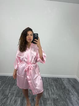 Bata de saten de lenceria - imagen