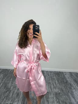 Bata de saten de lenceria - imagen