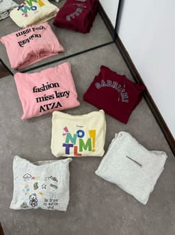 Buzo canguro estampado diseños variados - imagen