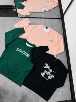 Buzo canguro estampado diseños variados - imagen