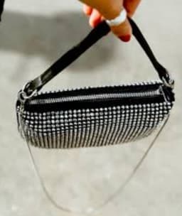 Cartera Lurex con cadena metalica y correa corta de cuero - imagen