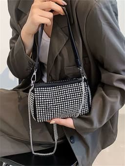 Cartera Lurex con cadena metalica y correa corta de cuero