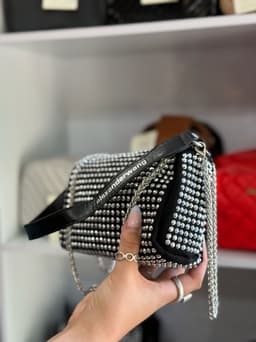 Cartera Lurex con cadena metalica y correa corta de cuero - imagen