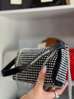 Cartera Lurex con cadena metalica y correa corta de cuero - imagen