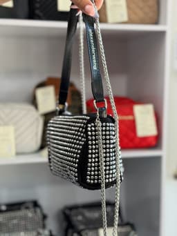 Cartera Lurex con cadena metalica y correa corta de cuero - imagen