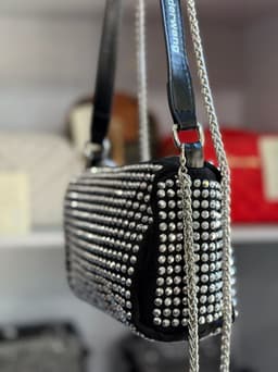 Cartera Lurex con cadena metalica y correa corta de cuero - imagen