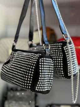 Cartera Lurex con cadena metalica y correa corta de cuero - imagen