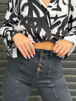 Jeans Berlin Night en negro - imagen