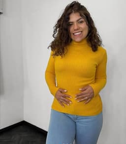 Polera  Colores  variados con cuello alto