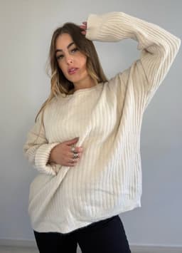 Buzo de hilo vanalado  oversize - imagen