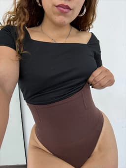 Colaless con Faja y Varillas - imagen