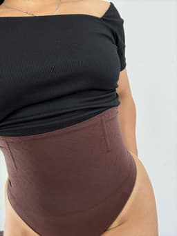 Colaless con Faja y Varillas - imagen