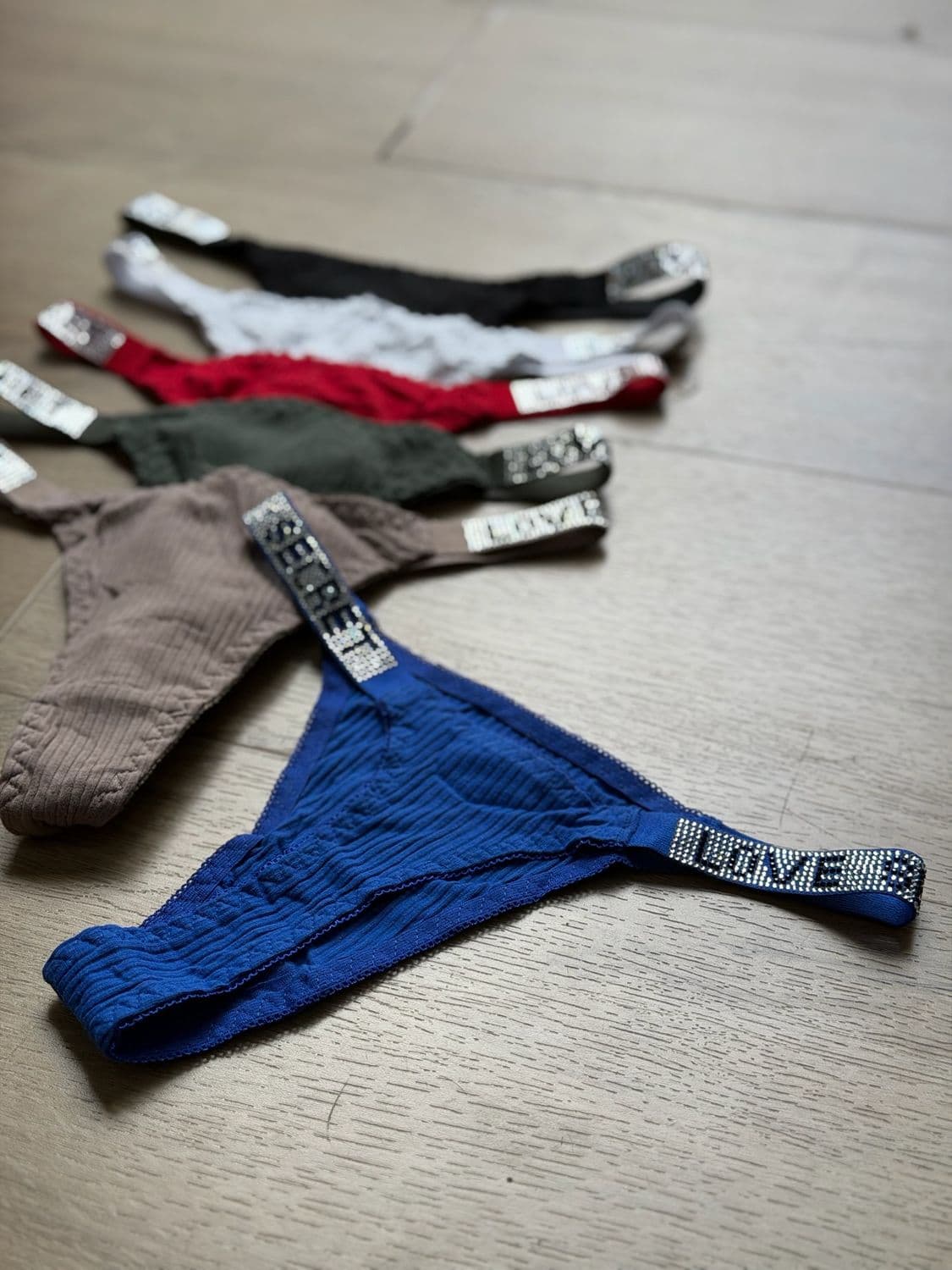 Colaless LUREX ($150 c/u)