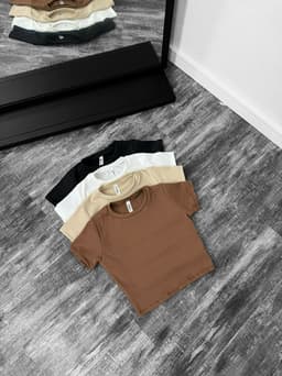 Top Remera Basic - imagen