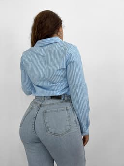 Camisa sastrera con mangas largas  y lineas - imagen