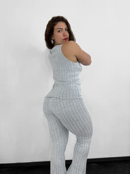 Conjunto sastrero con top con botones y palazo oxford - imagen