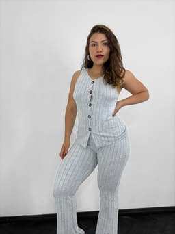 Conjunto sastrero con top con botones y palazo oxford - imagen