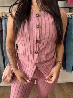 Conjunto sastrero con top con botones y palazo oxford - imagen