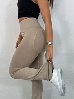 Calza oxford efecto push UP con cintura en V - imagen