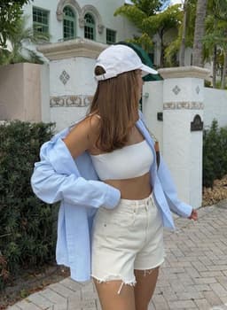 Camisa con manga larga  de varios colores - imagen