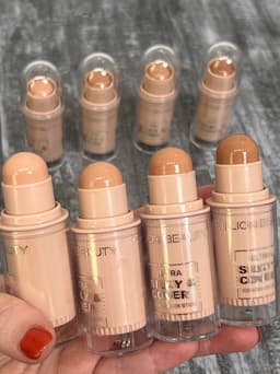 Corrector en Barra Cobertura Sedosa - imagen