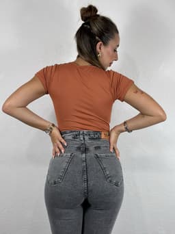 Body Remera Clasico - imagen