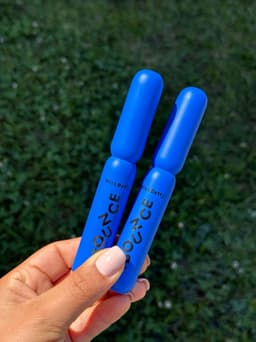 Mascara Rimel de pestañas color azul - imagen