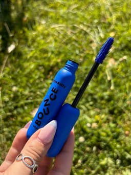 Mascara Rimel de pestañas color azul - imagen