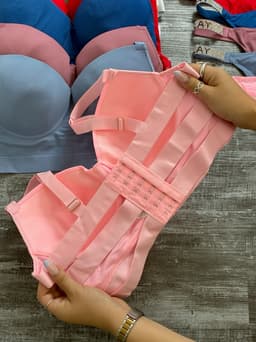 Conjunto de lenceria por MAYOR ($ 350 c/u Pack de 12 unidades) - imagen