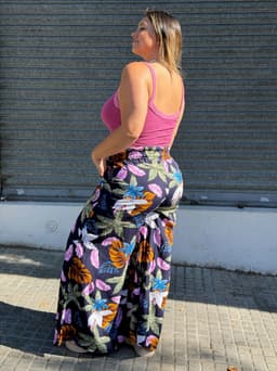 Top musculosa con breteles - imagen