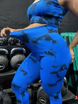 Conjunto de Top y Calza con Push Up - imagen