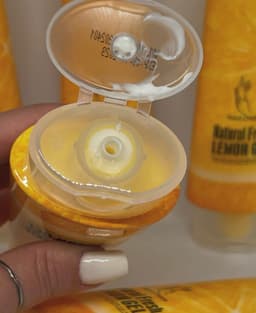 Crema hidratante para manos olor limon - imagen