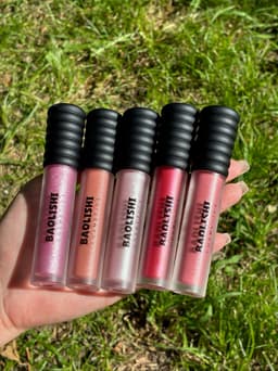 Labial gloss con glitter - imagen