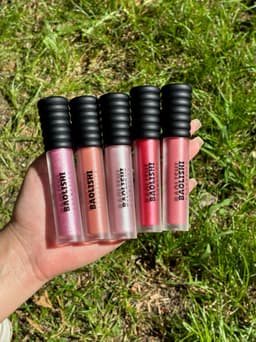 Labial gloss con glitter - imagen