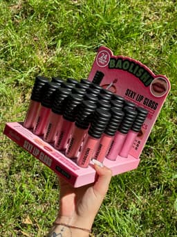 Labial gloss con glitter - imagen