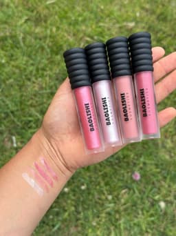Labial gloss con glitter - imagen