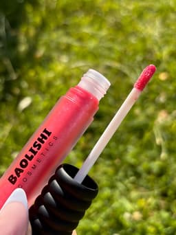Labial gloss con glitter - imagen