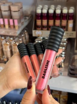 Labial gloss con glitter - imagen
