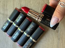 Labial en barra - imagen