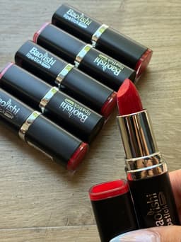 Labial en barra - imagen