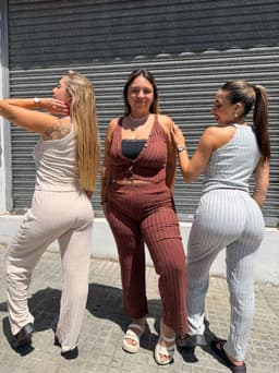 Conjunto de palazo y top por MAYOR( $ 450 c/u Pack de 6 unidades ) - imagen