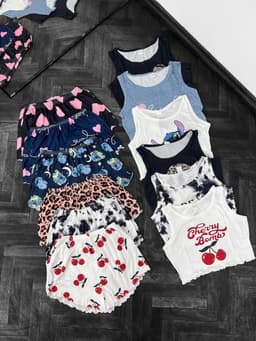 Conjunto de pijama de musculosa y short - imagen