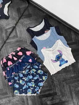 Conjunto de pijama de musculosa y short - imagen